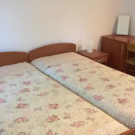 Marina Apartment *
